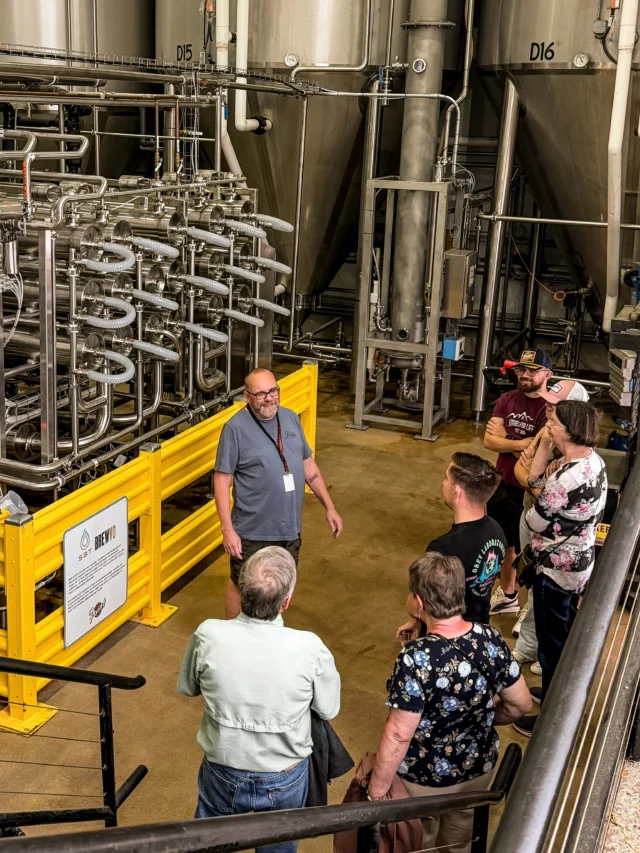 A tour a day keeps the doctor away or maybe it was Apple. Either way we’ve got apples in the taproom pre and post tour!